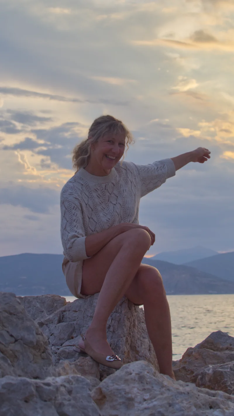 Homepage Hero Subtitle Image Left